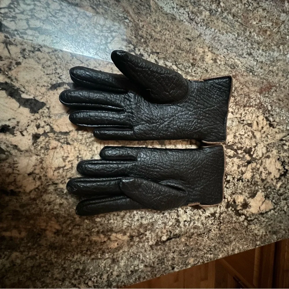 Chic Black and Brown Leather Gloves